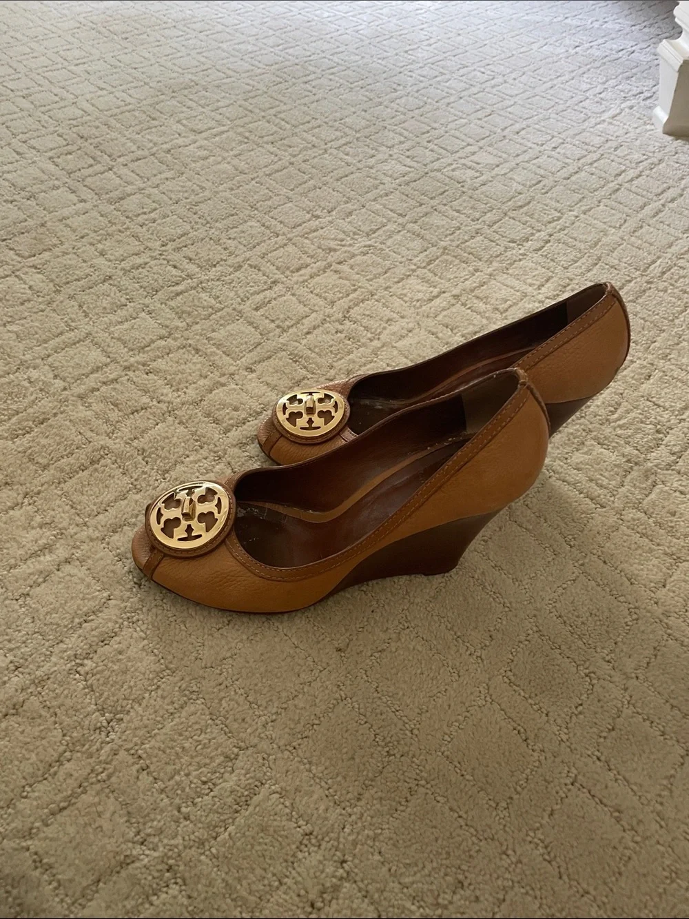 Tory Burch Brown Leather Peep-Toe Heels with Gold Logo Medallion
